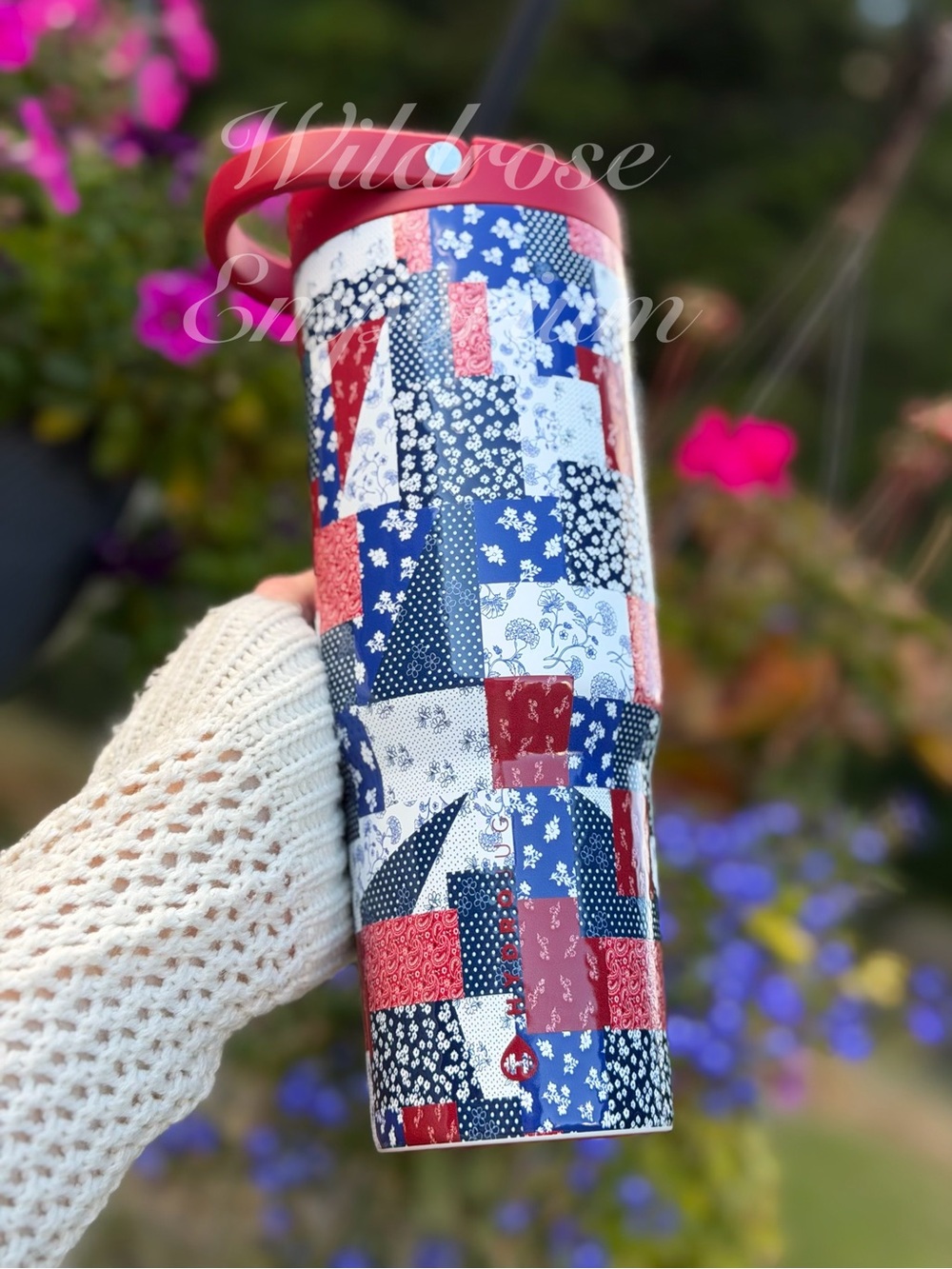 HydroJug QUILTED AMERICANA Sport Traveler 32OZ American Heritage red white blue